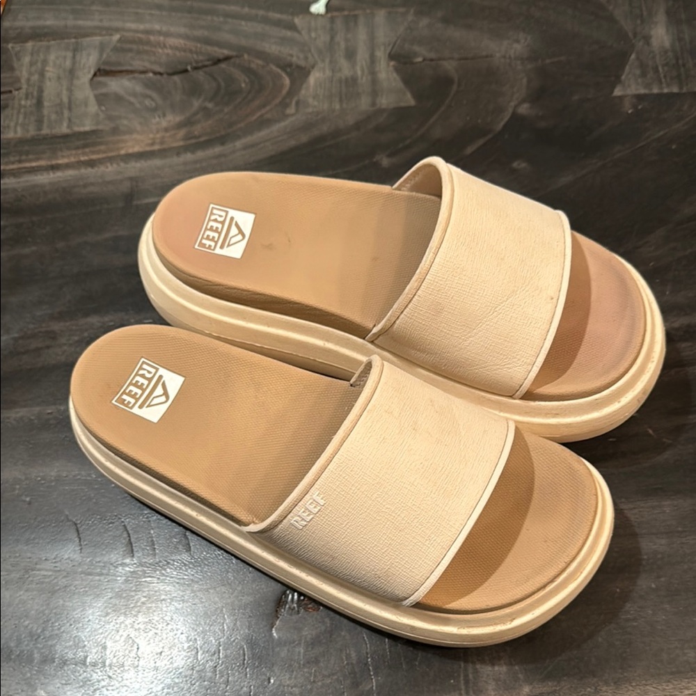 Reef Women's Sandals - Beige and Tan